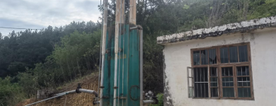 新工藝、新技術(shù)：可供幾千人使用，適合農(nóng)村飲水的凈水設(shè)備——百色雅長鄉(xiāng)浸沒式一體化超濾設(shè)備安裝成功！